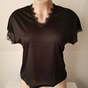 NWT Belinda women's tops black size L